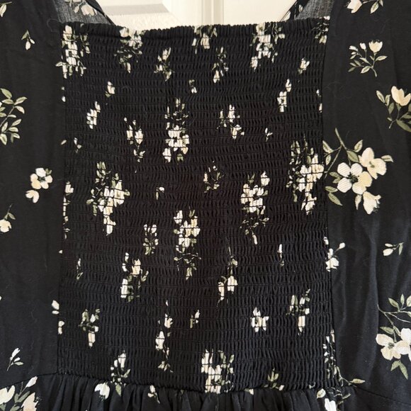 Old Navy Black Floral Fit & Flare V-Neck Midi Dress - Picture 4 of 4